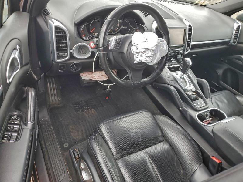 Photo 8 from auction – 2011 PORSCHE CAYENNE with VIN WP1AA2A22BLA05102