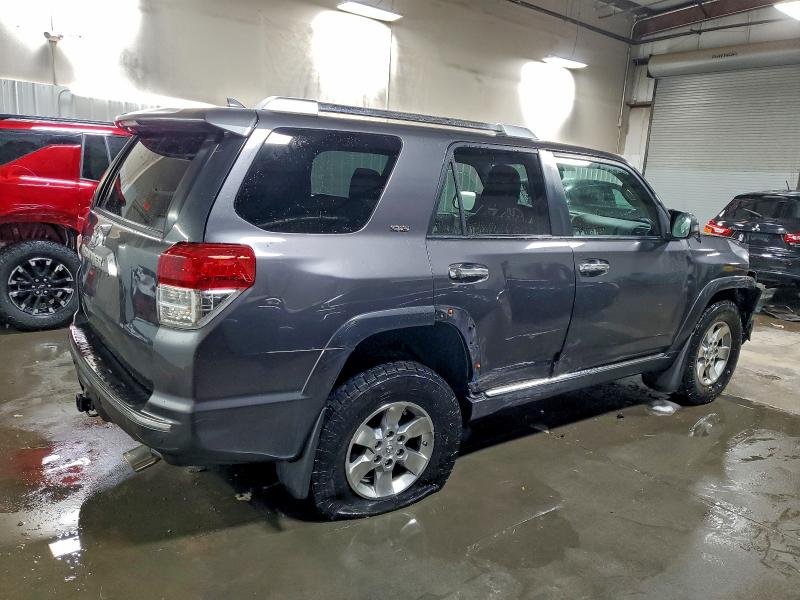 Photo 3 from auction – 2011 TOYOTA 4RUNNER SR with VIN JTEBU5JR2B5049371