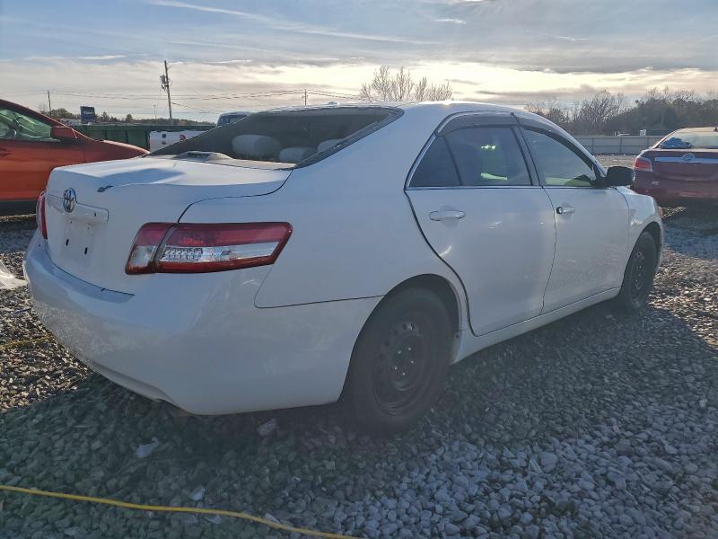 Photo 3 from auction – 2011 TOYOTA CAMRY BASE with VIN 4T4BF3EK0BR211652