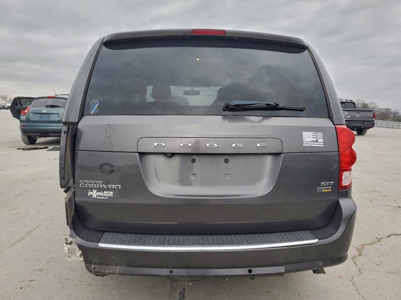 Photo 6 from auction – 2017 DODGE GRAND CARA with VIN 2C4RDGCG2HR745766