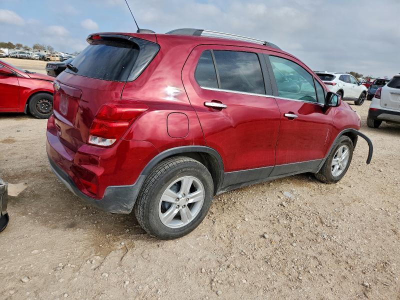 Photo 3 from auction – 2018 CHEVROLET TRAX 1LT with VIN 3GNCJLSB3JL260219