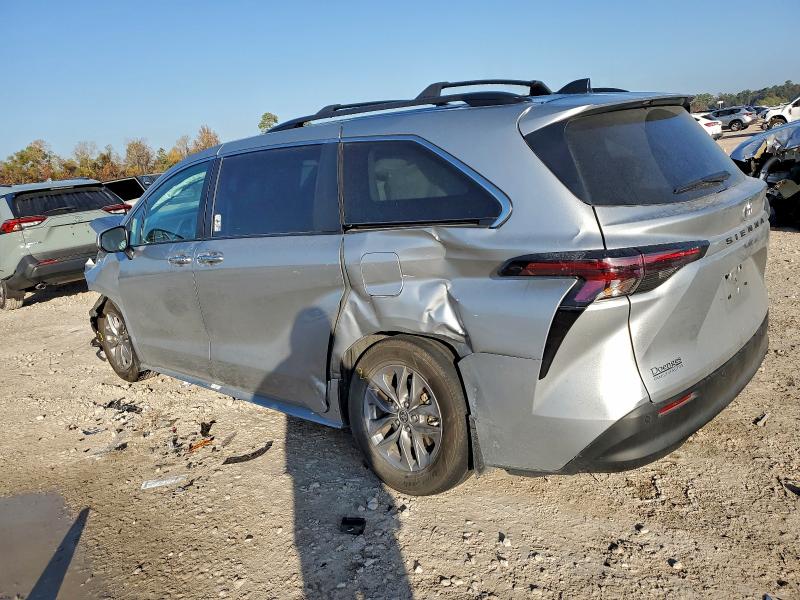 Photo 2 from auction – 2023 TOYOTA SIENNA XLE with VIN 5TDYRKEC4PS144598