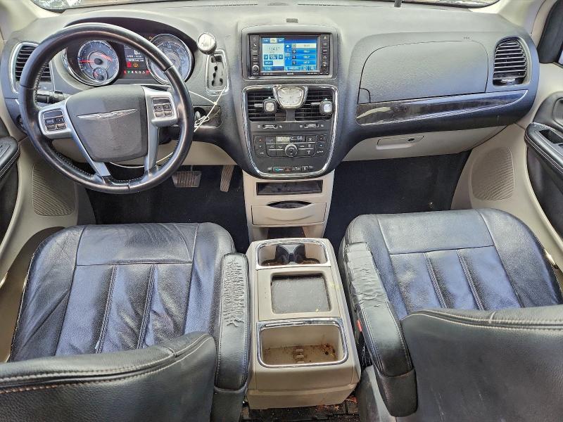 Photo 8 from auction – 2011 CHRYSLER TOWN & COU with VIN 2A4RR5DG7BR645460