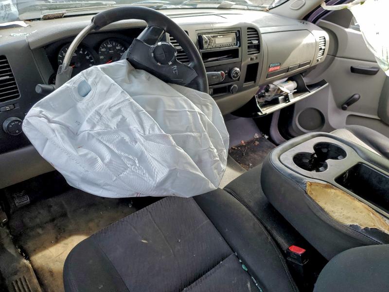 Photo 8 from auction – 2011 CHEVROLET SILVERADO with VIN 1GCRCPEX3BZ448731