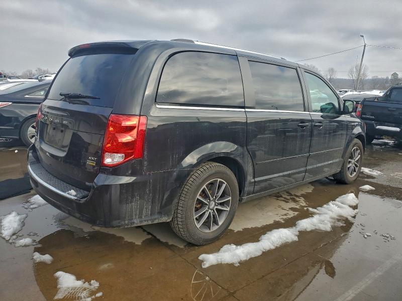 Photo 3 from auction – 2017 DODGE GRAND CARA with VIN 2C4RDGCG2HR672527
