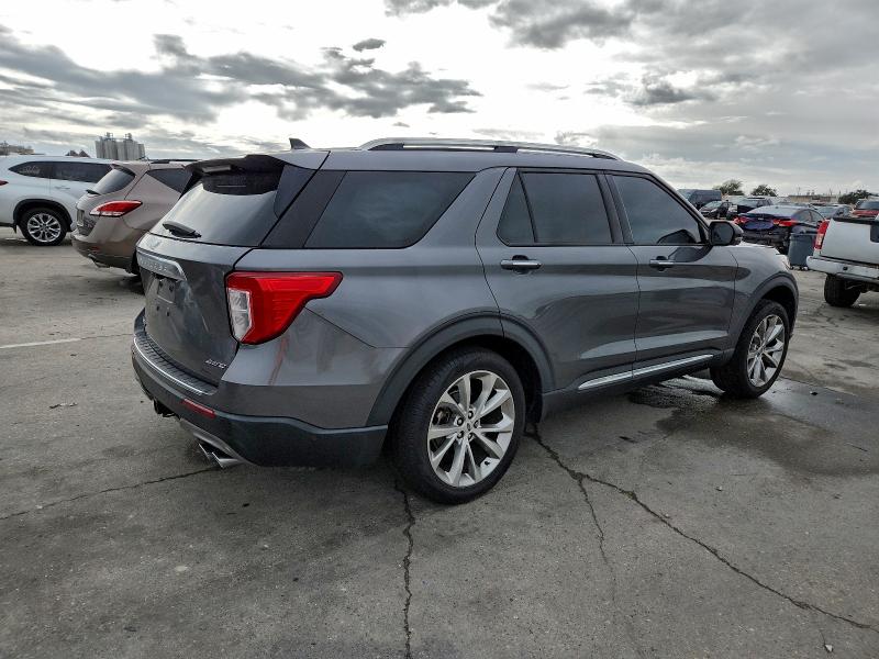 Photo 3 from auction – 2021 FORD EXPLORER with VIN 1FM5K8HC0MGA67848