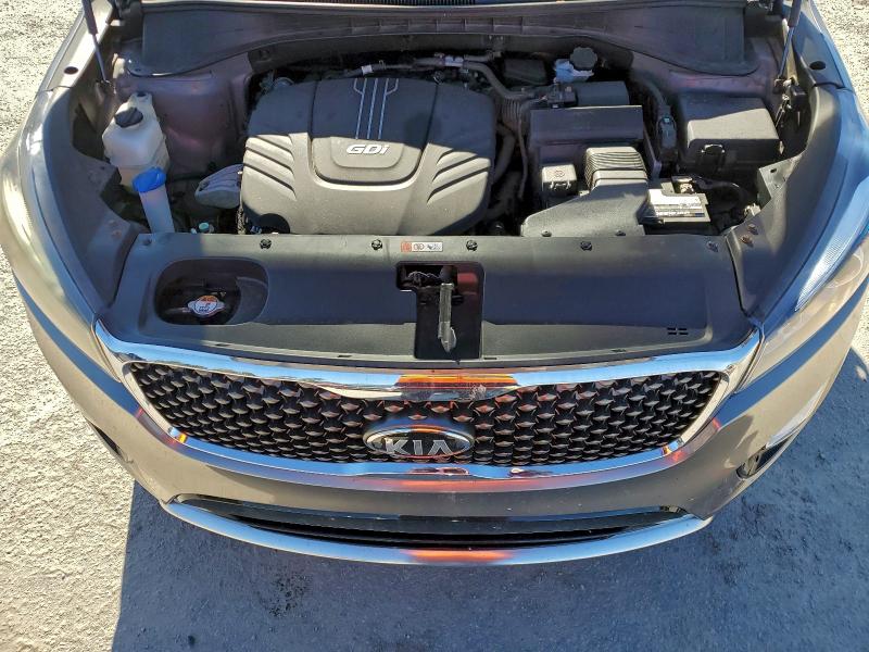 Photo 12 from auction – 2016 KIA SORENTO SX with VIN 5XYPKDA53GG090453
