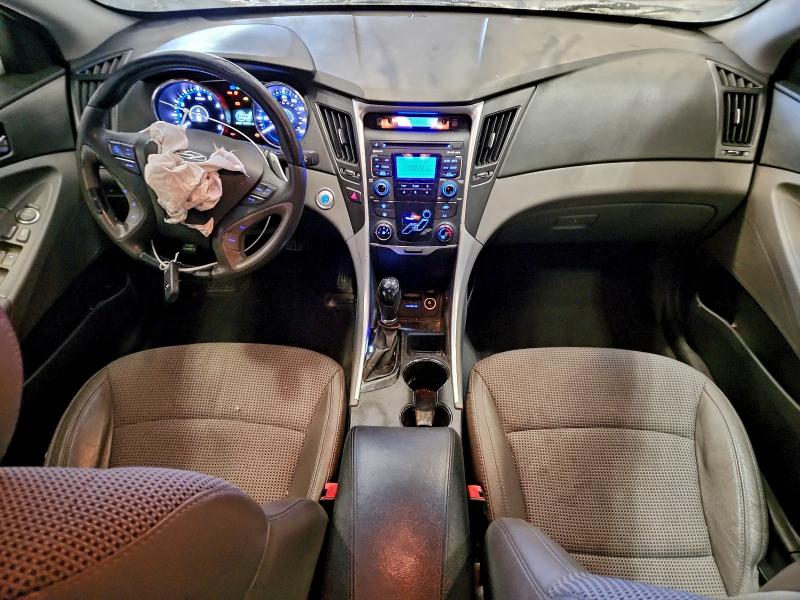 Фото 8 с аукциона – 2011 HYUNDAI SONATA SE с VIN 5NPEC4AC8BH247804