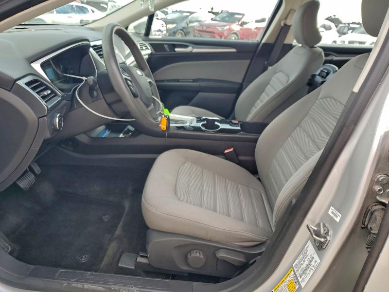 Photo 7 from auction – 2016 FORD FUSION S with VIN 3FA6P0G79GR234680