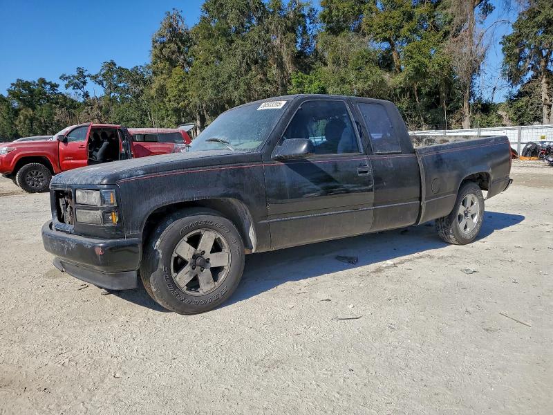 CHEVROLET GMT-400 C1 1995 with VIN 2GCEC19H7S1193637 - Photo from auction