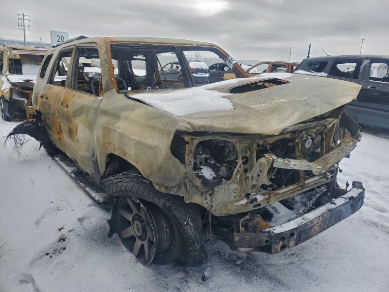 Photo 4 from auction – 2019 TOYOTA 4RUNNER SR with VIN JTEBU5JR3K5635772