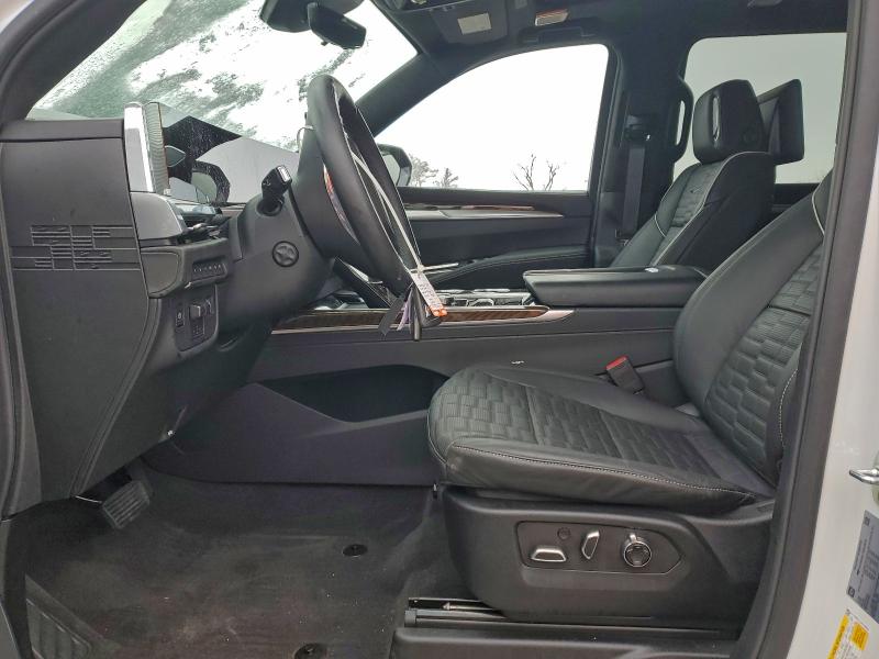 Photo 7 from auction – 2025 CADILLAC ESCALADE E with VIN 1GYS9RRL7SR318030