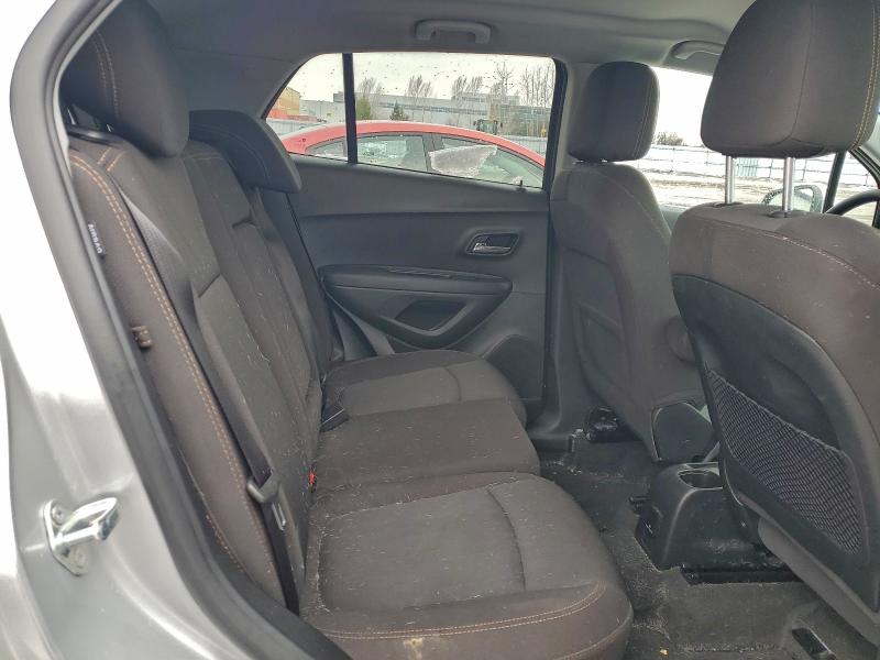 Photo 11 from auction – 2018 CHEVROLET TRAX 1LT with VIN 3GNCJPSB0JL365047