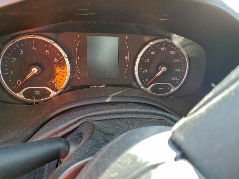 Photo 9 from auction – 2018 JEEP RENEGADE L with VIN ZACCJABB8JPH16994