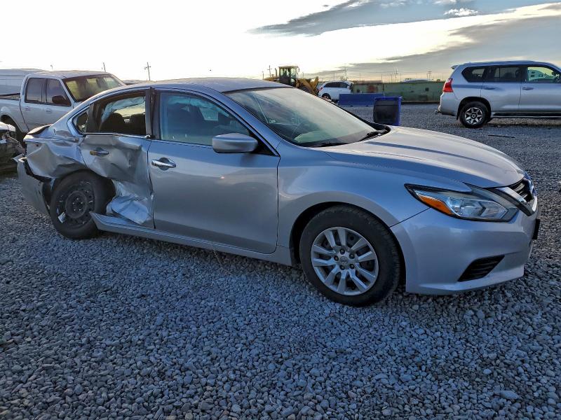 Photo 4 from auction – 2016 NISS ALTIMA with VIN 1N4AL3AP9GC206330