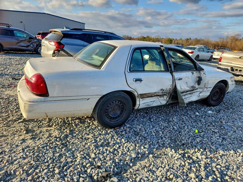 Photo 3 from auction – 1998 MERCURY GRAND MARQ with VIN 2MEFM74W2WX690901