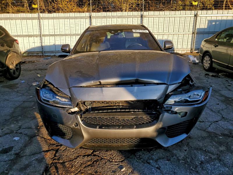 Photo 5 from auction – 2018 JAGUAR XF S with VIN SAJBM2FV1JCY68232