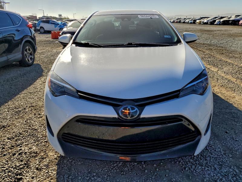 Photo 5 from auction – 2018 TOYOTA COROLLA L with VIN 5YFBURHE4JP753989
