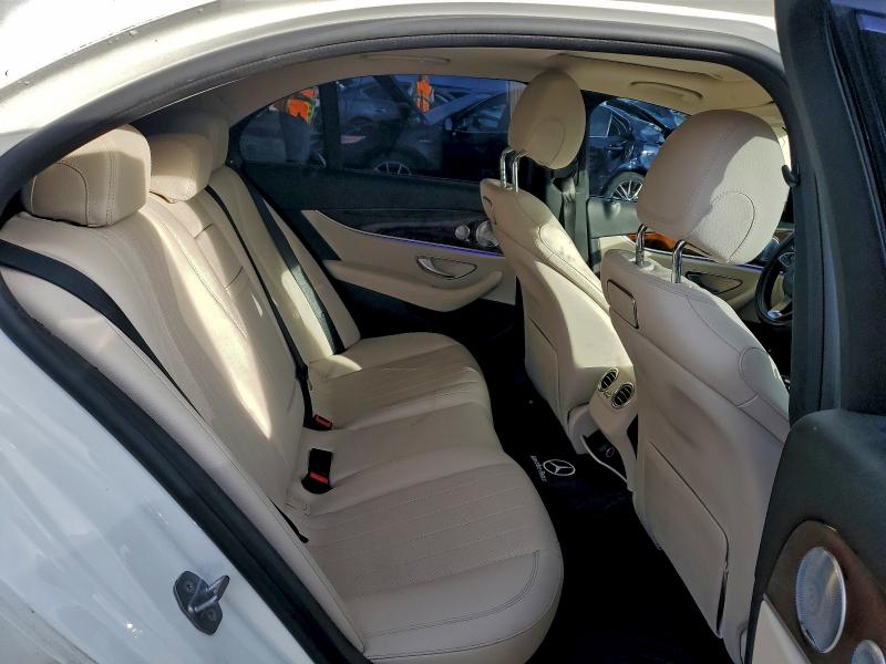 Photo 10 from auction – 2018 MERCEDES-BENZ E with VIN WDDZF4JB9JA331206
