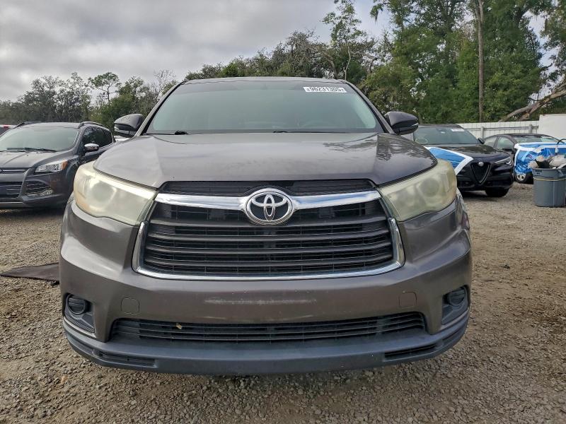 Photo 5 from auction – 2015 TOYOTA HIGHLANDER with VIN 5TDZARFHXFS013012