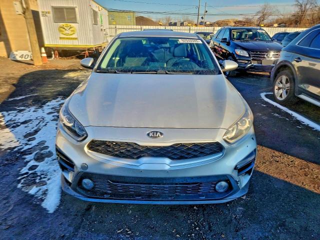 Photo 5 from auction – 2019 KIA FORTE FE with VIN 3KPF24AD3KE022937