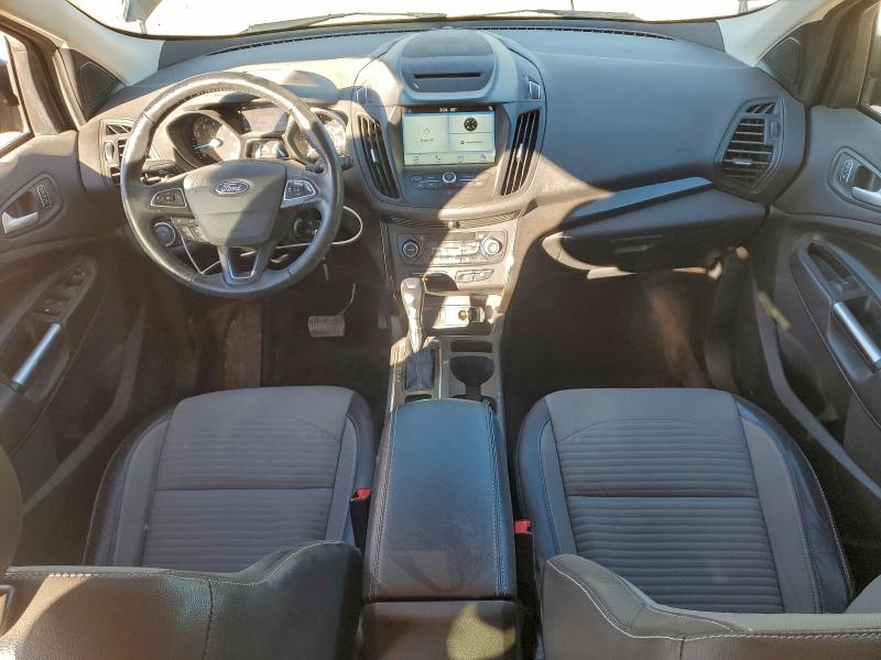 Photo 8 from auction – 2018 FORD ESCAPE SE with VIN 1FMCU9GD8JUB38373