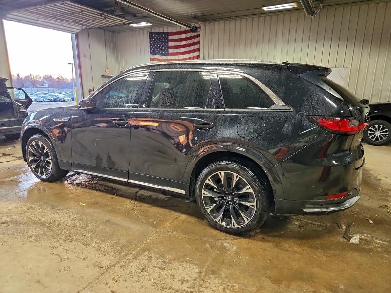Photo 2 from auction – 2024 MAZDA CX-90 with VIN JM3KK1HC8R1145518