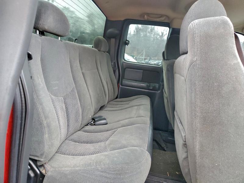 Photo 10 from auction – 2003 CHEVROLET SILVERADO with VIN 2GCEK19T931388907