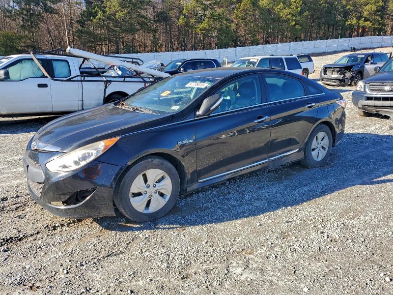 HYUNDAI SONATA 2014 with VIN KMHEC4A44EA116840 - Photo from auction