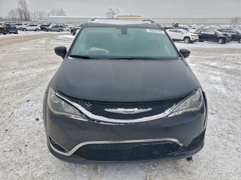 Photo 5 from auction – 2019 CHRYSLER PACIFICA T with VIN 2C4RC1EG9KR525044
