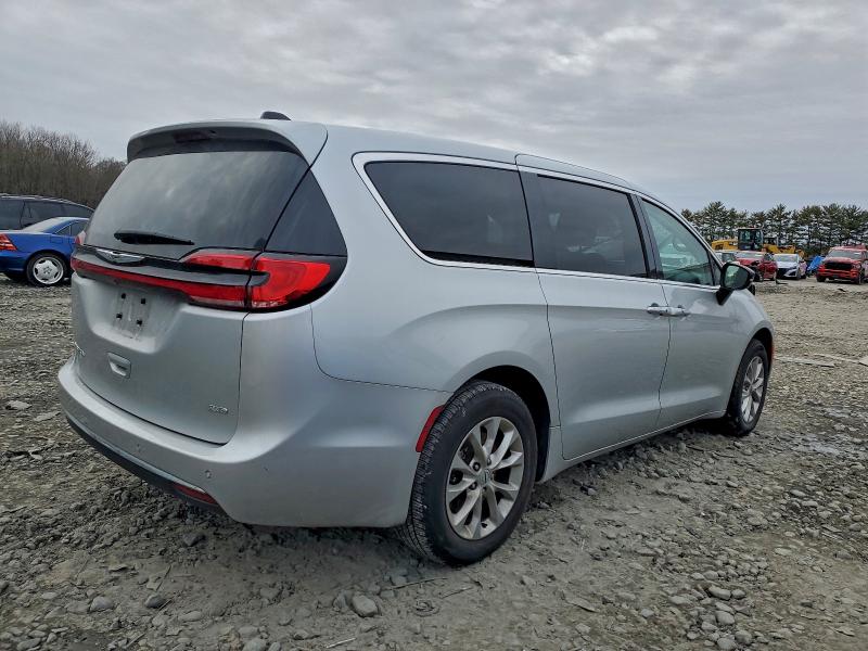 Photo 3 from auction – 2024 CHRYSLER PACIFICA T with VIN 2C4RC3BG3RR185593