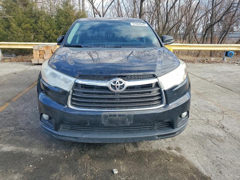 Photo 5 from auction – 2014 TOYOTA HIGHLANDER with VIN 5TDBKRFH0ES038661