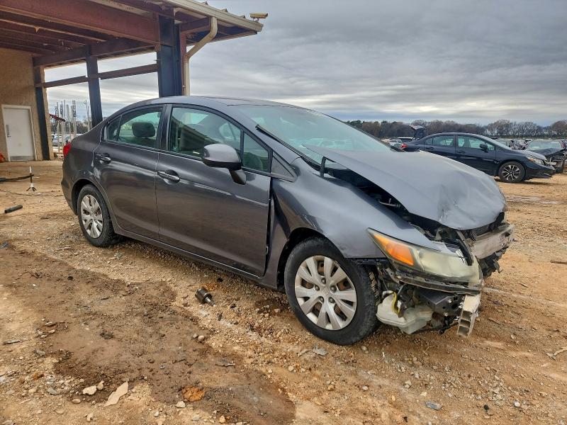 Photo 4 from auction – 2012 HONDA CIVIC with VIN 2HGFB2F57CH306391