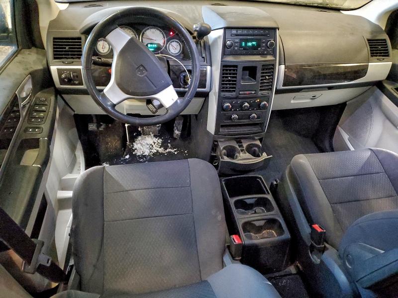 Фото 8 с аукциона – 2010 DODGE GRAND CARA с VIN 2D4RN5D18AR396617