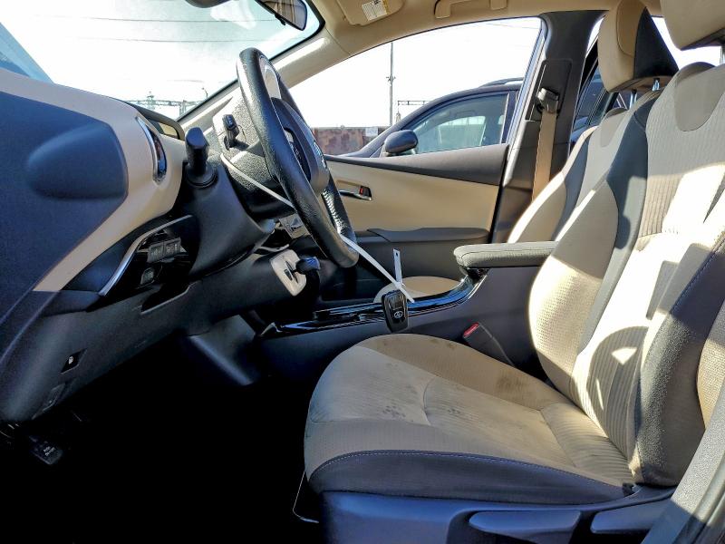 Photo 7 from auction – 2017 TOYOTA PRIUS with VIN JTDKARFU5H3043893