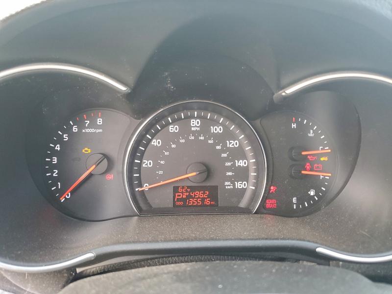 Photo 9 from auction – 2014 KIA SORENTO LX with VIN 5XYKTDA7XEG462361