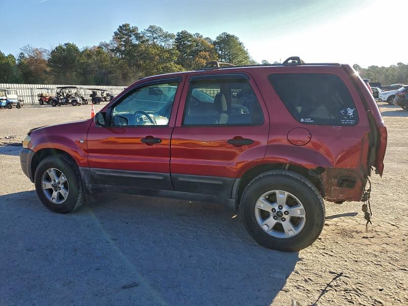 Photo 2 from auction – 2005 FORD ESCAPE XLT with VIN 1FMYU93165KD27431