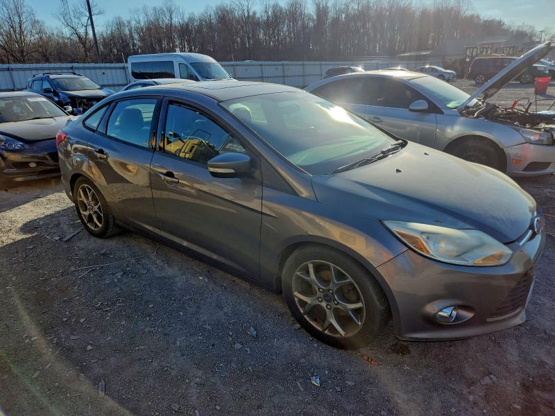 Photo 4 from auction – 2014 FORD FOCUS SE with VIN 1FADP3F25EL222455