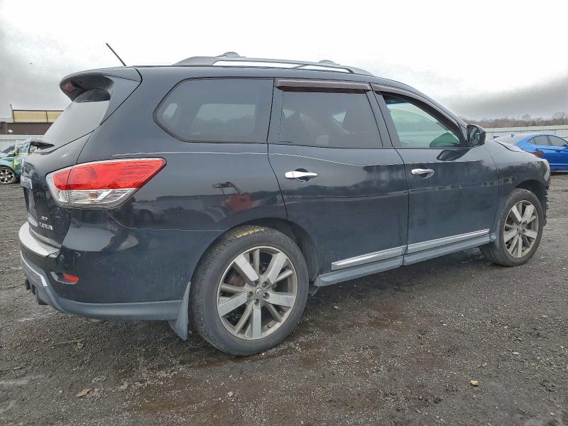 Photo 3 from auction – 2014 NISSAN PATHFINDER with VIN 5N1AR2MMXEC705957