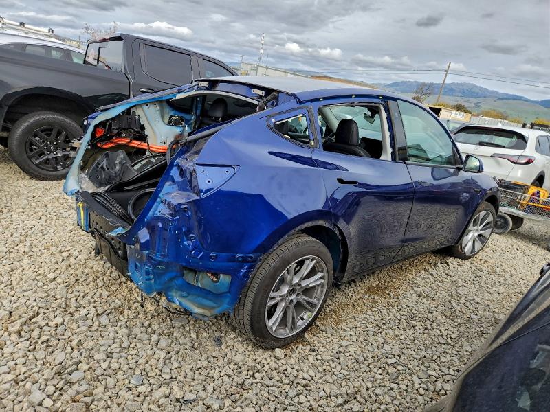 Photo 3 from auction – 2023 TESLA MODEL Y with VIN 7SAYGDEEXPF588577