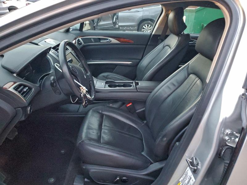 Photo 7 from auction – 2013 LINCOLN MKZ HYBRID with VIN 3LN6L2LU1DR813764