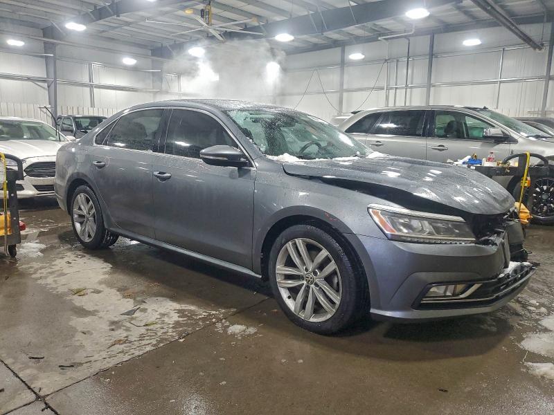 Photo 4 from auction – 2018 VOLKSWAGEN PASSAT SE with VIN 1VWBA7A36JC014599