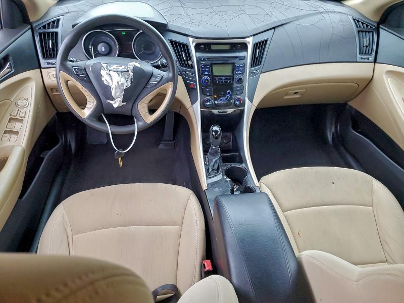 Photo 8 from auction – 2011 HYUNDAI SONATA with VIN 5NPEB4AC8BH138133
