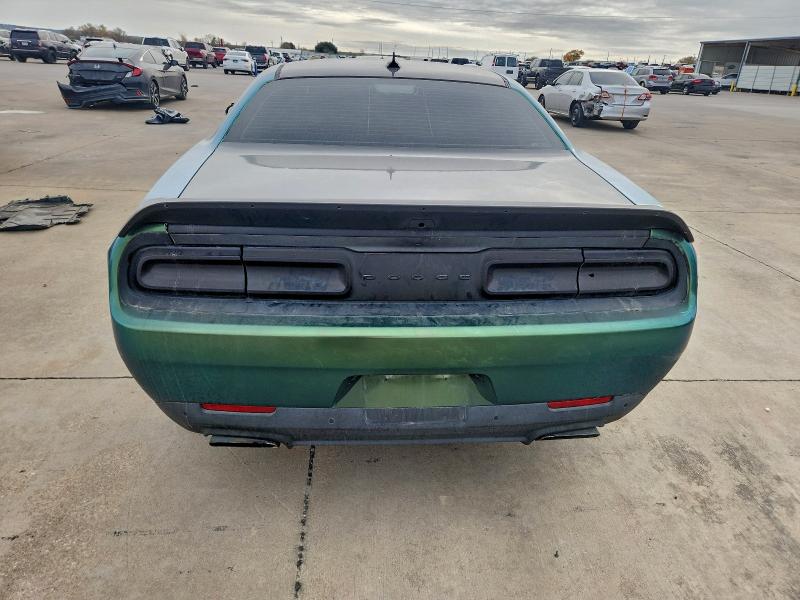 Photo 6 from auction – 2016 DODGE CHALLENGER with VIN 2C3CDZFJXGH275780