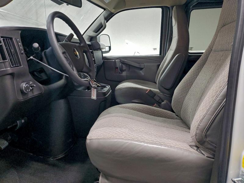 Photo 7 from auction – 2025 CHEVROLET EXPRESS G3 with VIN 1GAZGPFP2S1257845