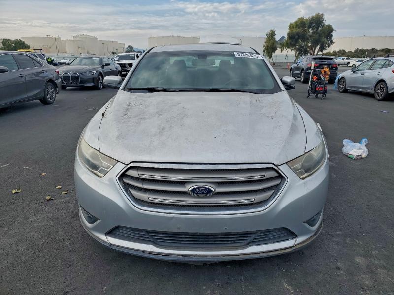 Foto 5 de la subasta – 2013 FORD TAURUS SEL con VIN 1FAHP2E84DG177274