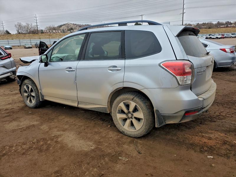 Photo 2 from auction – 2018 SUBARU FORESTER 2 with VIN JF2SJAGC5JH477717