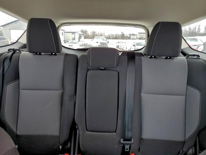 Photo 10 from auction – 2017 FORD ESCAPE SE with VIN 1FMCU9GD6HUD50201