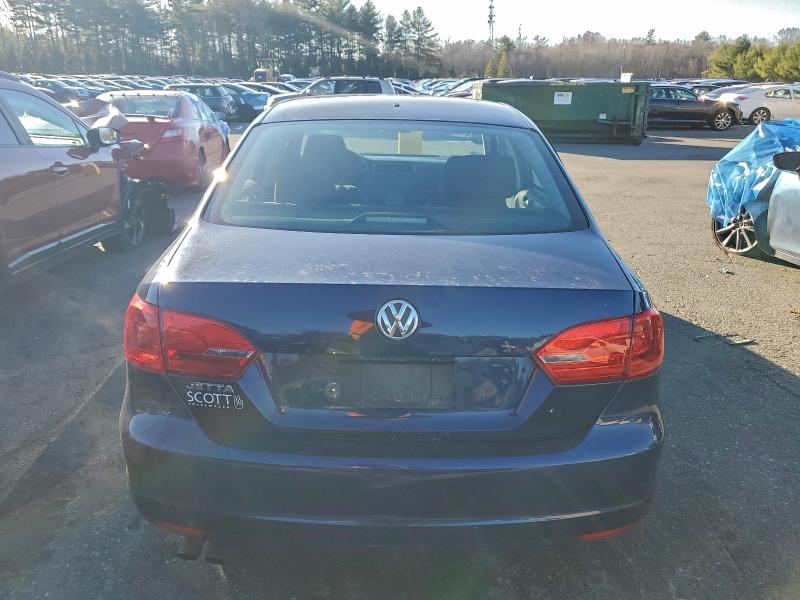 Photo 6 from auction – 2014 VOLKSWAGEN JETTA BASE with VIN 3VW2K7AJ0EM376167