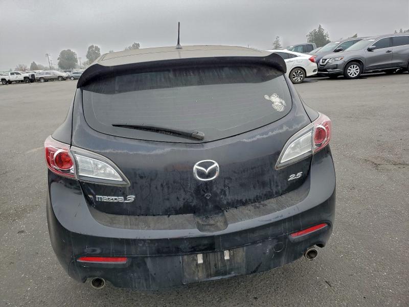 Foto 6 de la subasta – 2011 MAZDA 3 S con VIN JM1BL1M61B1445221